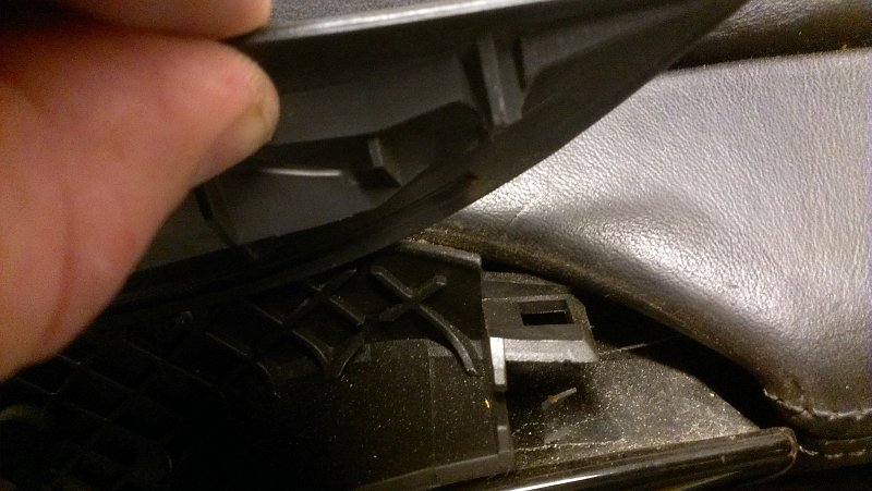 Porsche Boxster - Latch Removal Broken Part