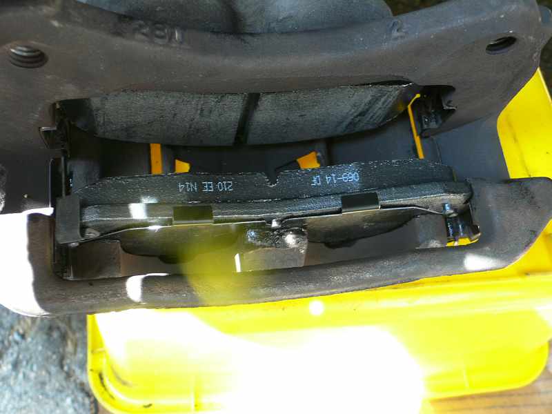 Ford Explorer Both Pads Installed