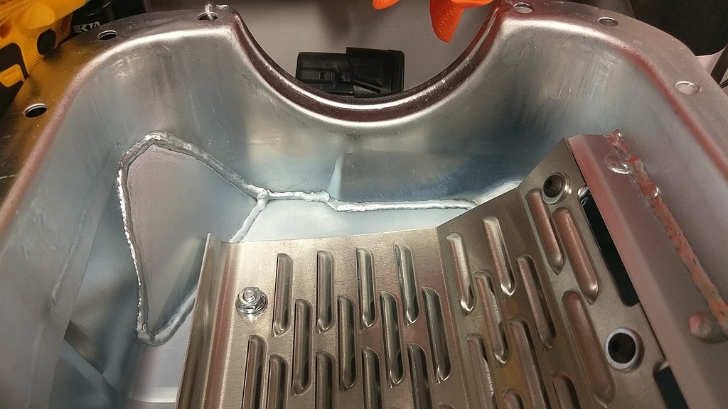 Champ Pans Internal Welds